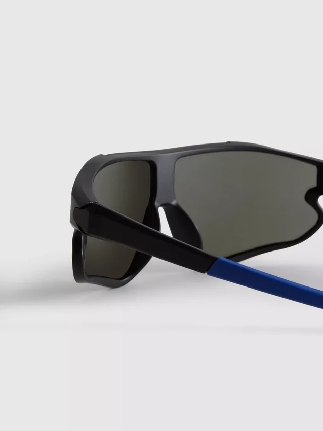 Shield sunglasses