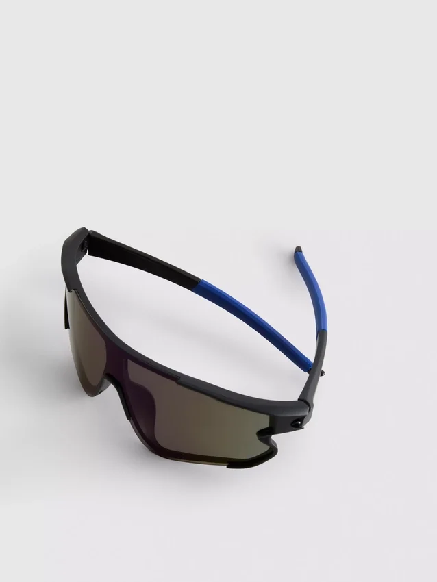 Shield sunglasses