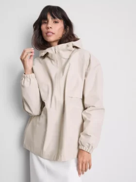 Short cinched rain jacket