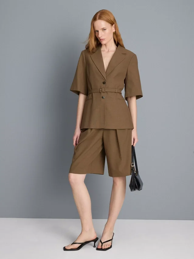 Short sleeve belt detail blazer