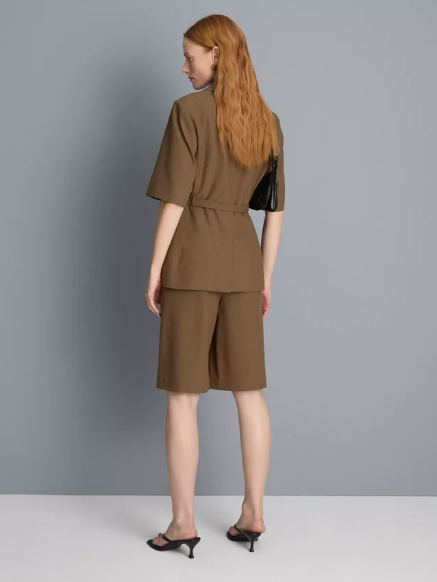 Short sleeve belt detail blazer
