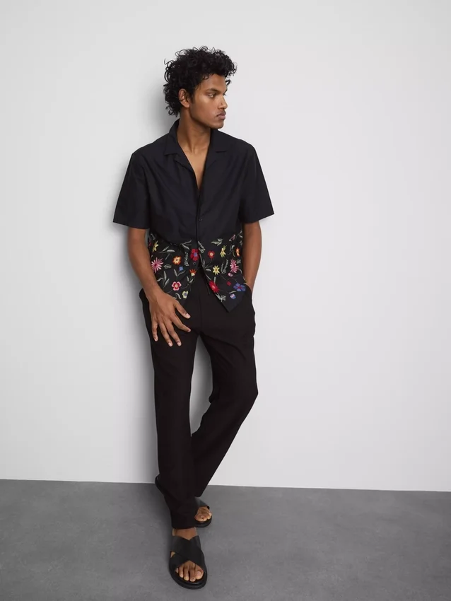 Short sleeve embroidered shirt