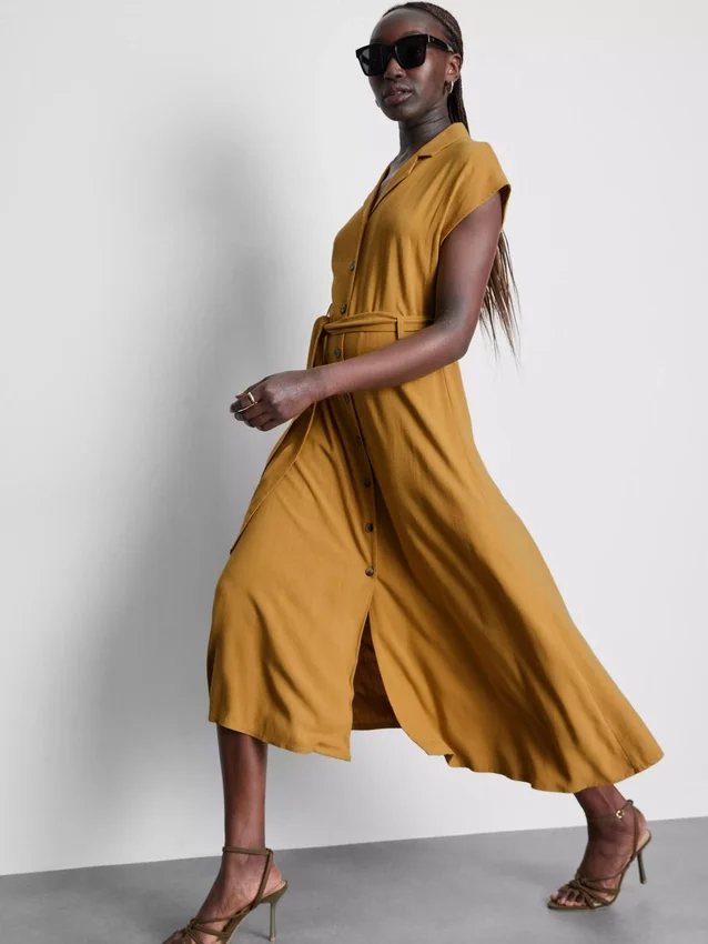 Short sleeve midi shirt dress