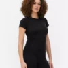 Short sleeve seamless performance top