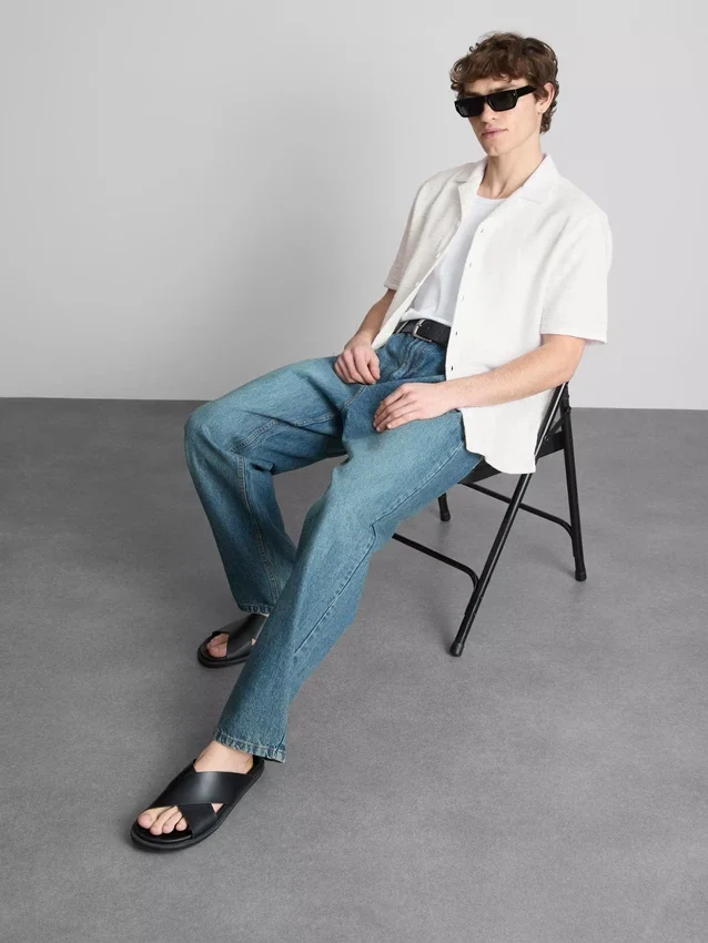 Short sleeve textured shirt