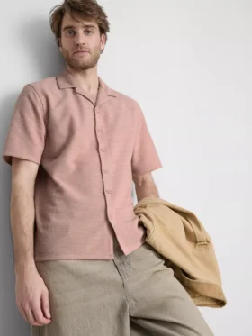 Short sleeve textured shirt