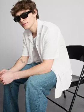 Short sleeve textured shirt