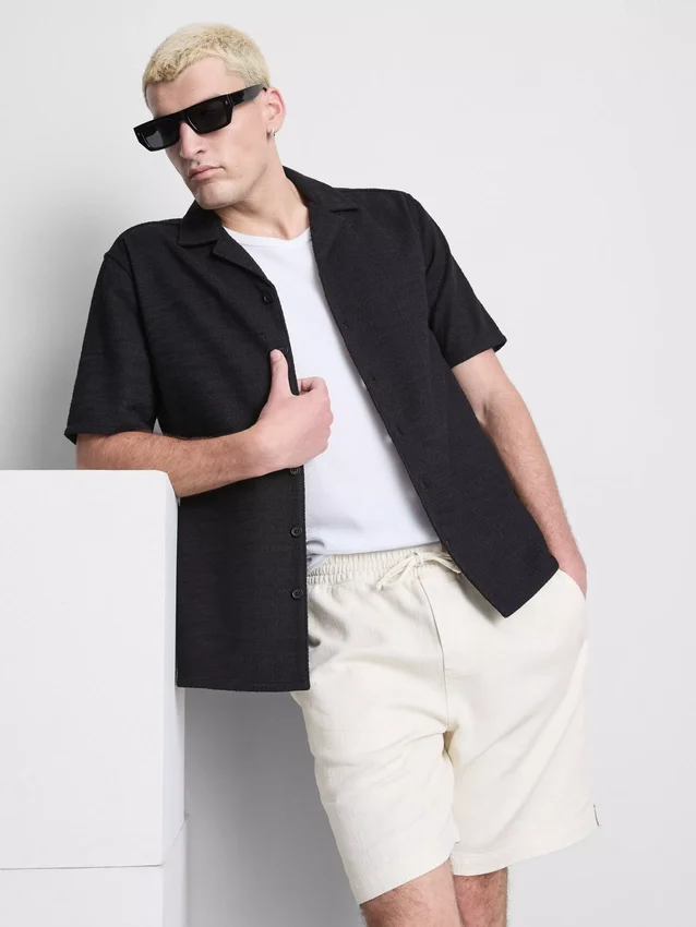 Short sleeve textured shirt