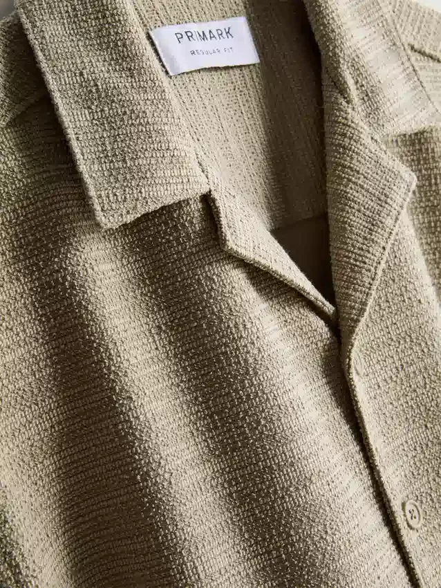 Short sleeve textured shirt