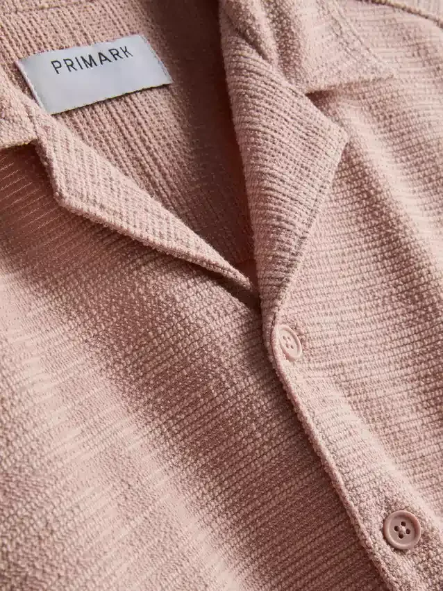 Short sleeve textured shirt