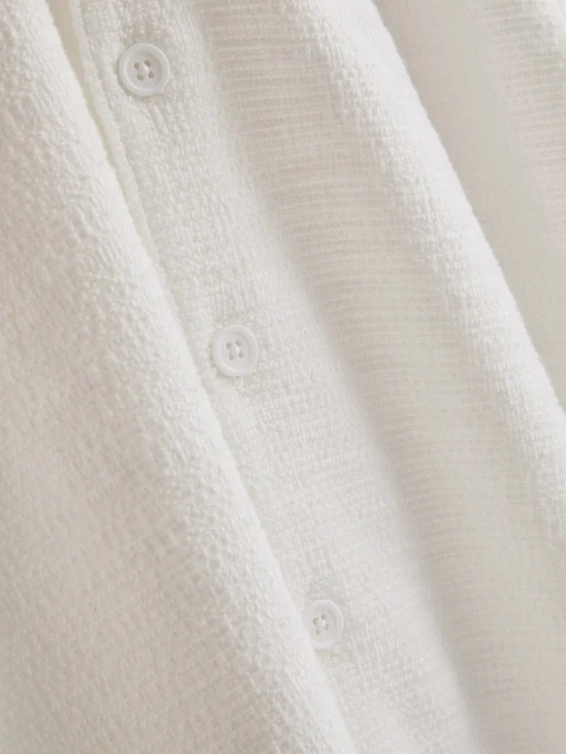 Short sleeve textured shirt