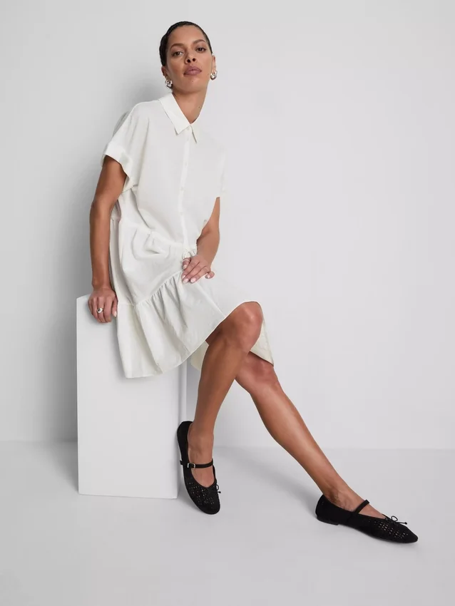 Short-sleeve tiered mini dress