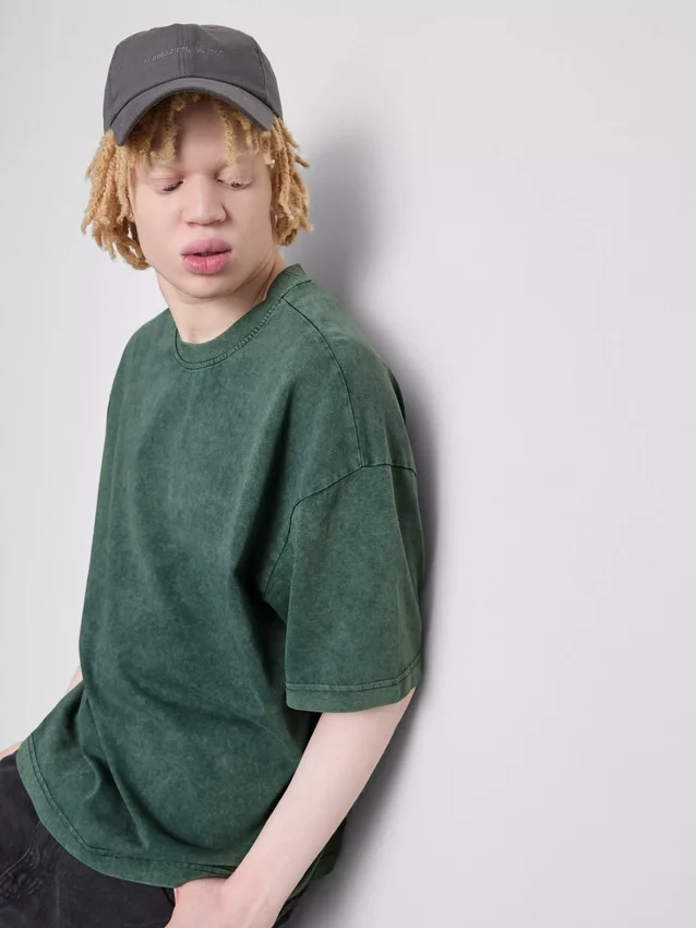 Short sleeved washed t-shirt