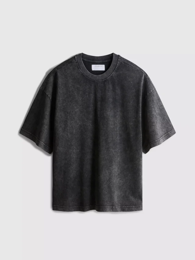 Short sleeved washed t-shirt
