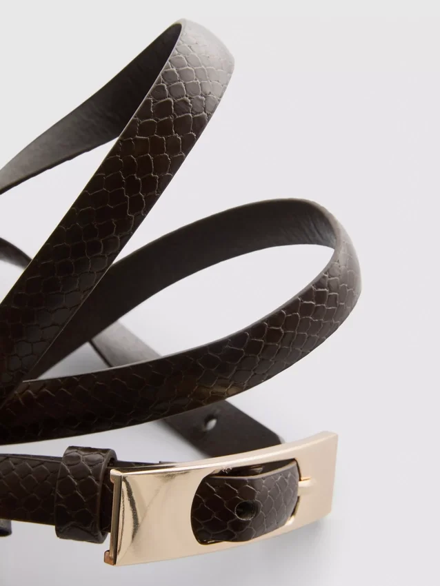 Skinny rectangle buckle belt