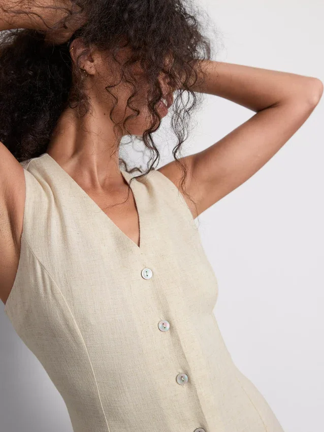 Sleeveless v-neck mini dress