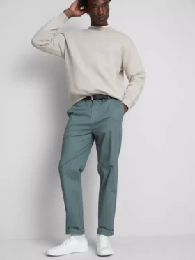 Slim chinos