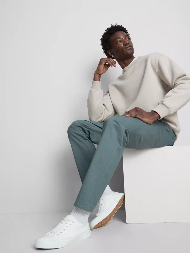 Slim chinos
