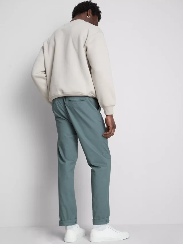 Slim chinos