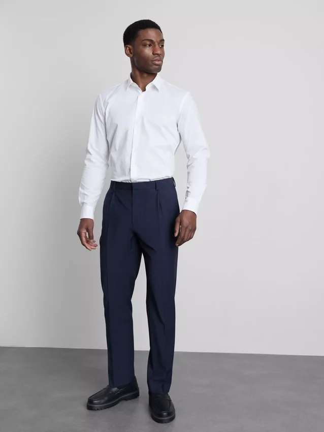 Slim-fit formal shirt