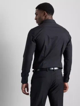 Slim-fit formal shirt
