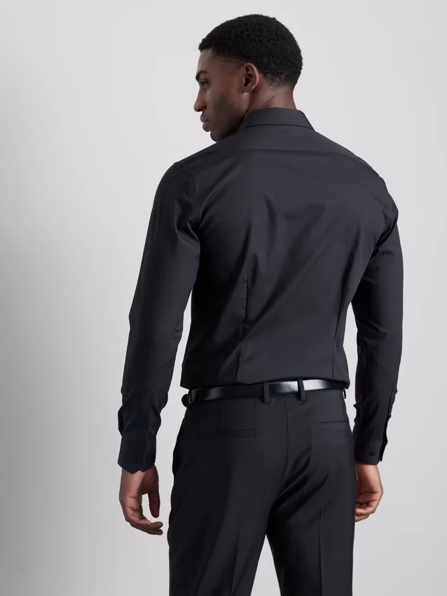 Slim-fit formal shirt
