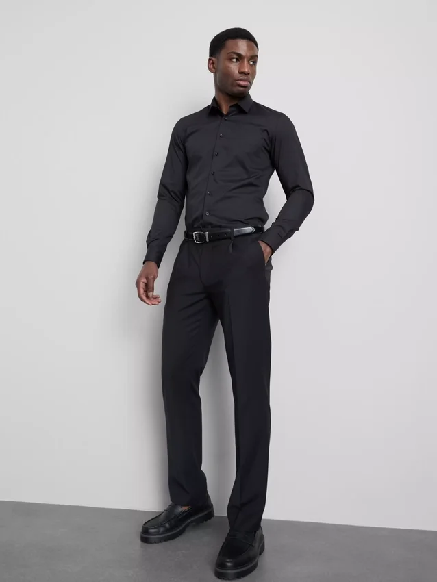 Slim-fit formal shirt