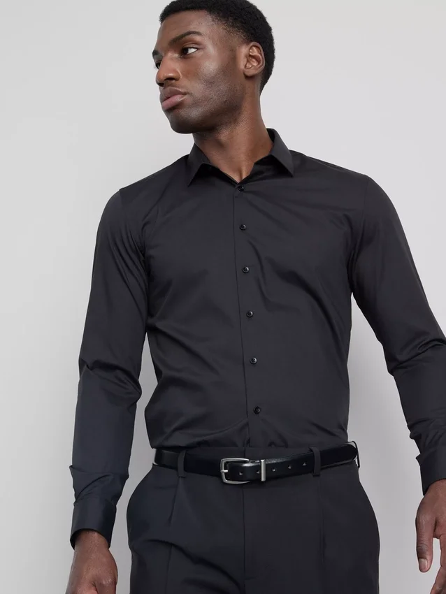 Slim-fit formal shirt