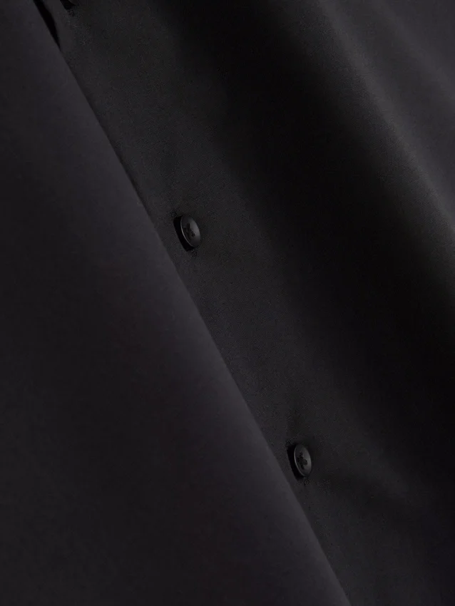 Slim fit short sleeve shirt