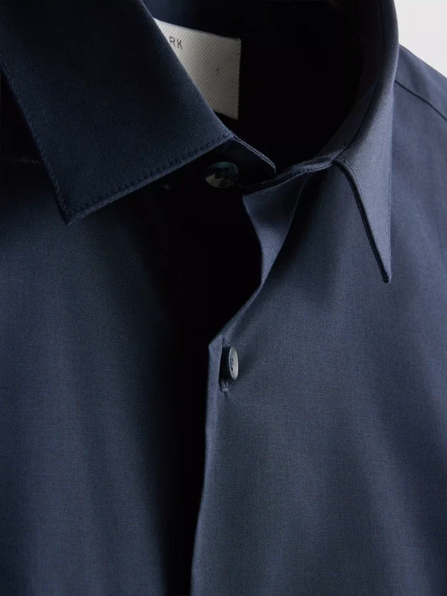 Slim fit stretch button-up shirt