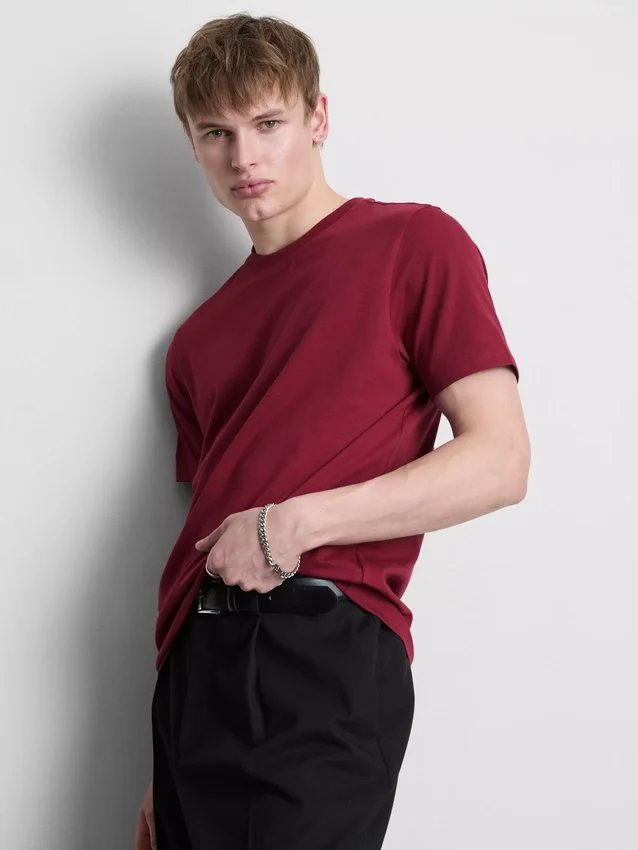 Slim-fit stretch t-shirt