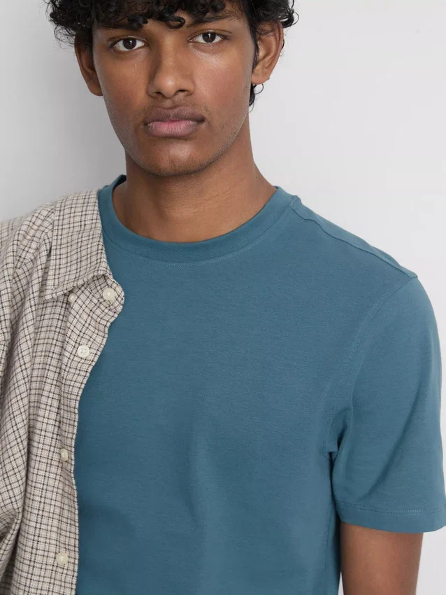Slim-fit stretch t-shirt
