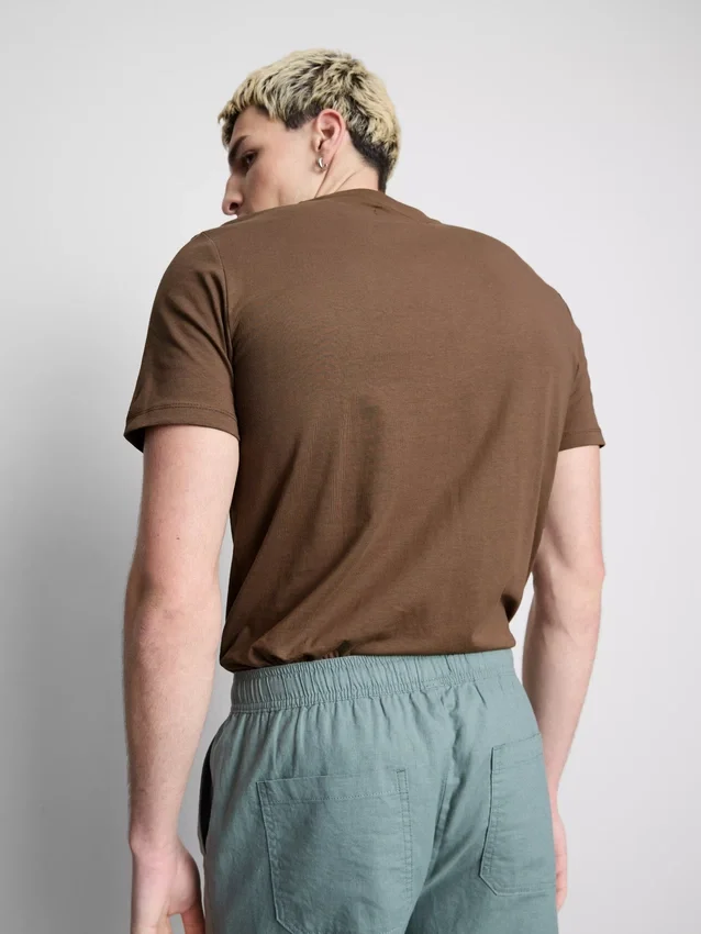 Slim-fit stretch t-shirt