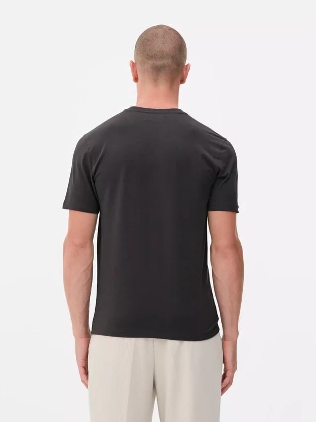 Slim-fit stretch t-shirt