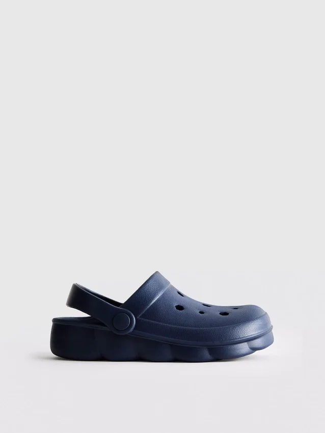 Slingback clogs