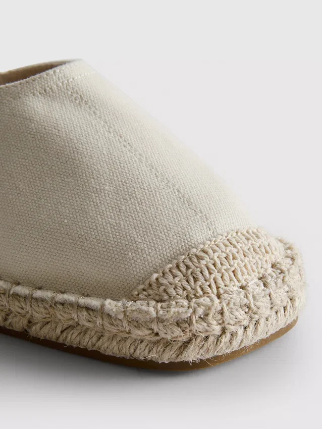 Slingback espadrille sandals