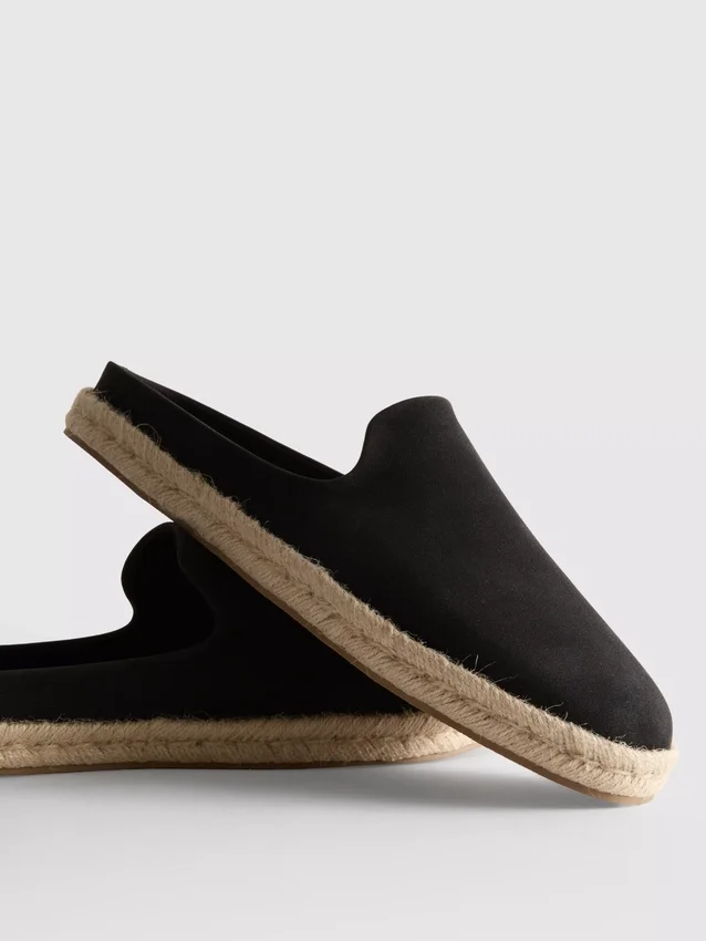 Slip-on espadrille mules