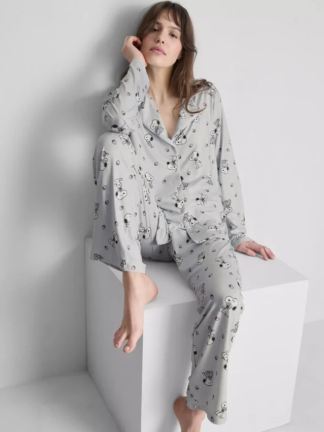 Snoopy graphic boyfriend pajamas