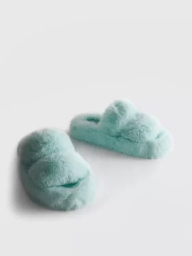 Soft strap slippers