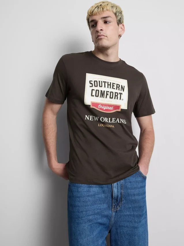 Southern comfort graphic t-shirt