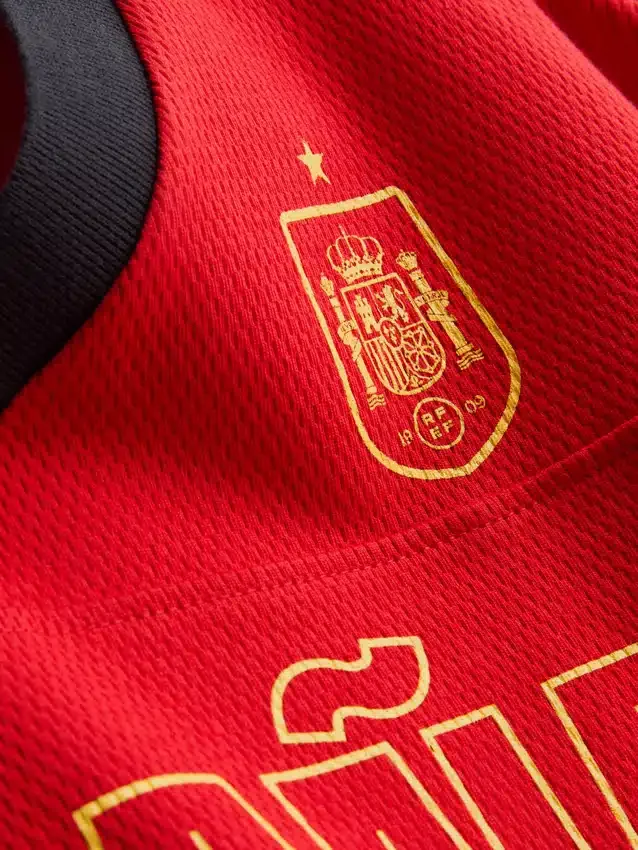 Spain graphic football t-shirt
