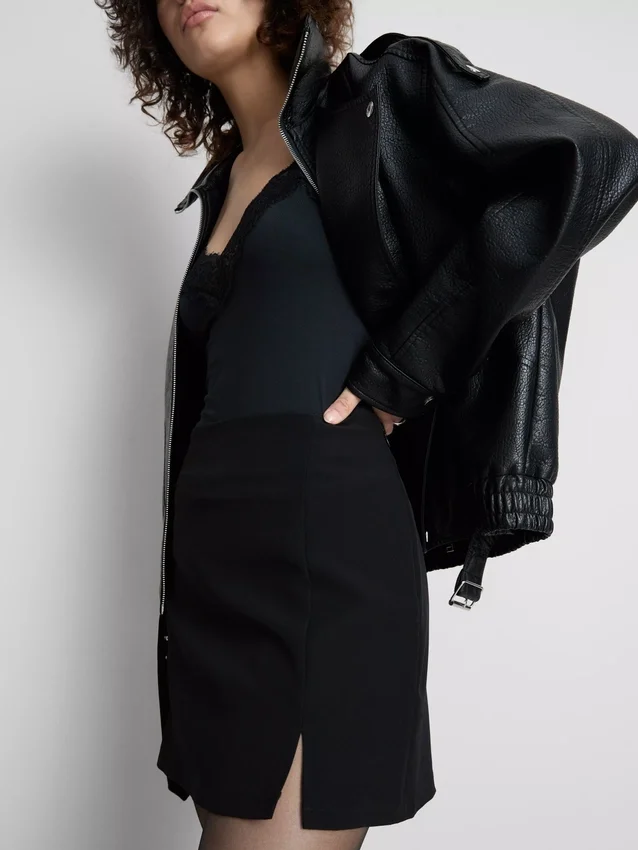 Split hem mini skirt