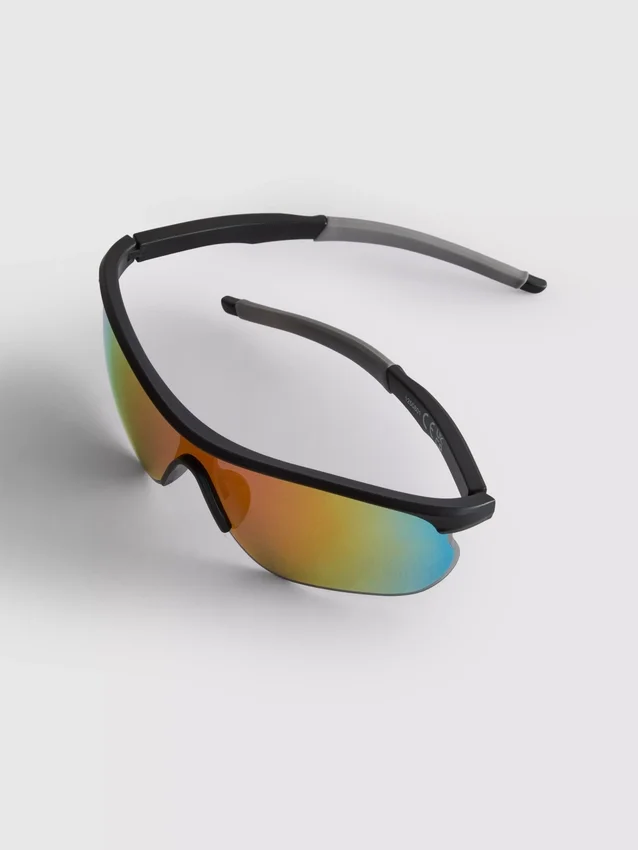 Sports sunglasses