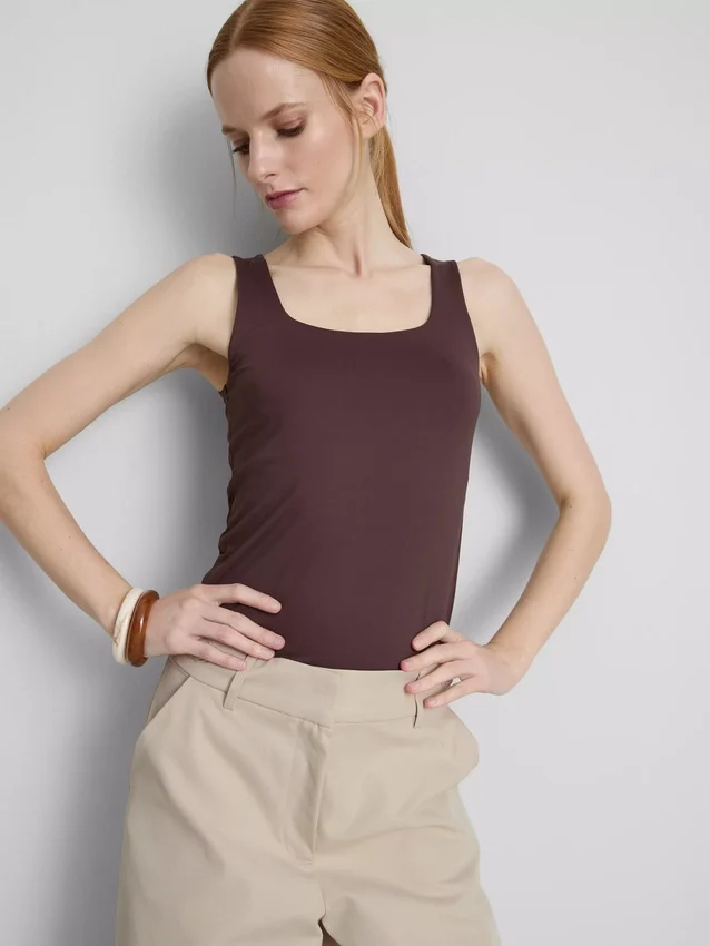 Square neck tank