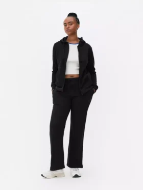 Straight leg sweatpants