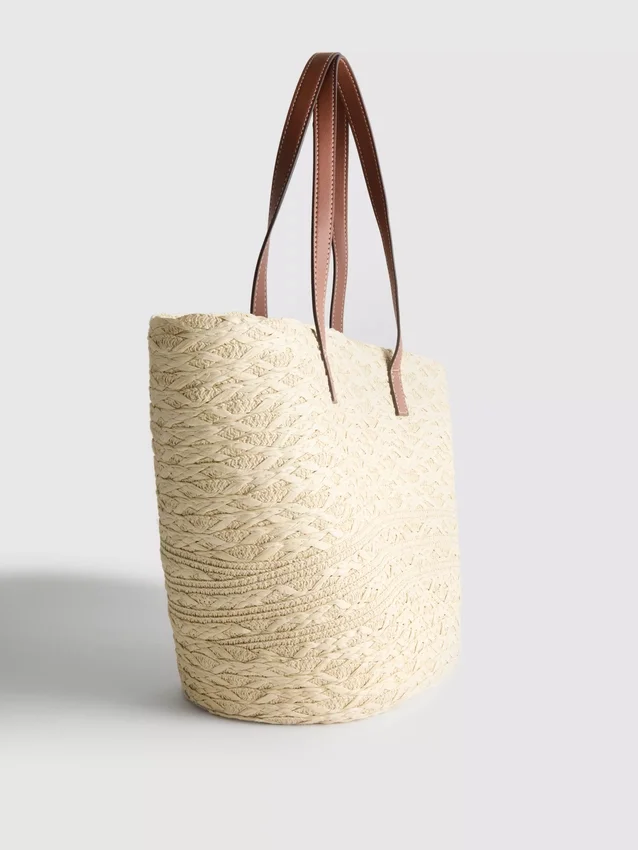 Straw bucket bag