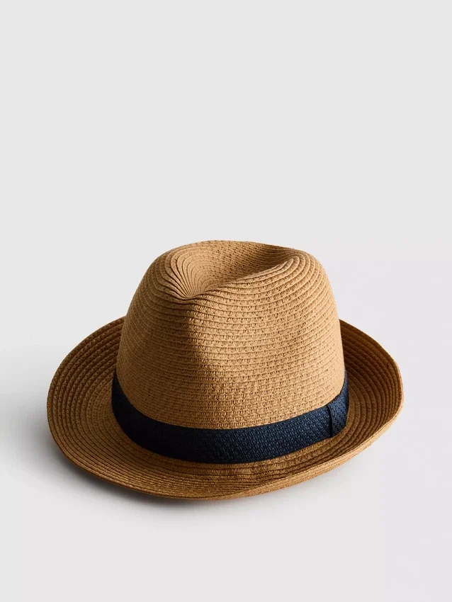 Straw trilby