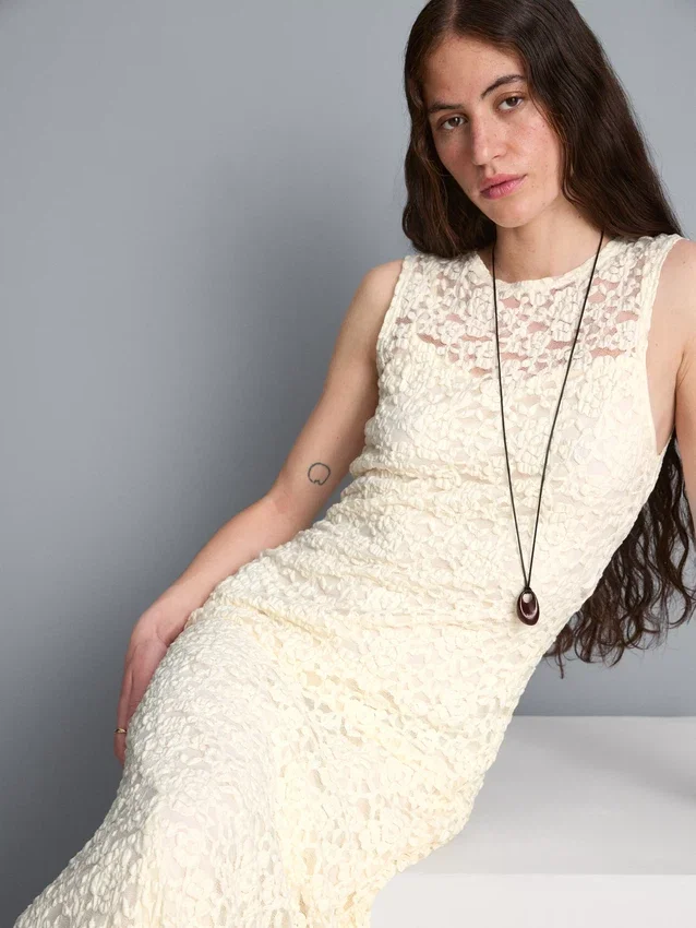 Stretch lace maxi dress
