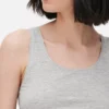 Stretch scoop neck tank
