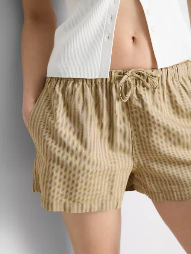 Stripe high-waisted oxford shorts